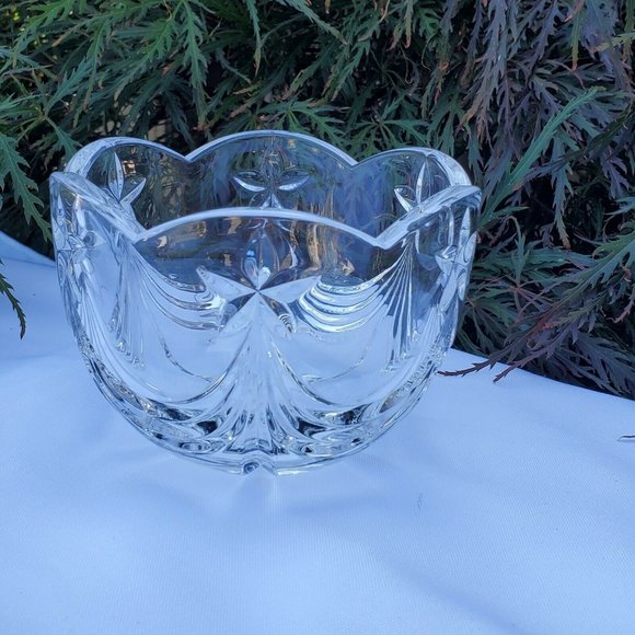 Mikasa Stardust Scalloped Crystal Glass Bowl candy snack trinket Germany 4.5" - Picture 1 of 11